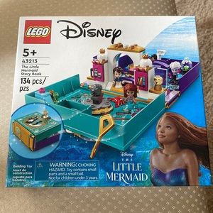 Lego 134 pieces Disney little mermaid story book 43213 nib